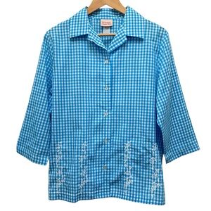 The Vermont Country Store Gingham Button Up Shirt with Embroidery Size L